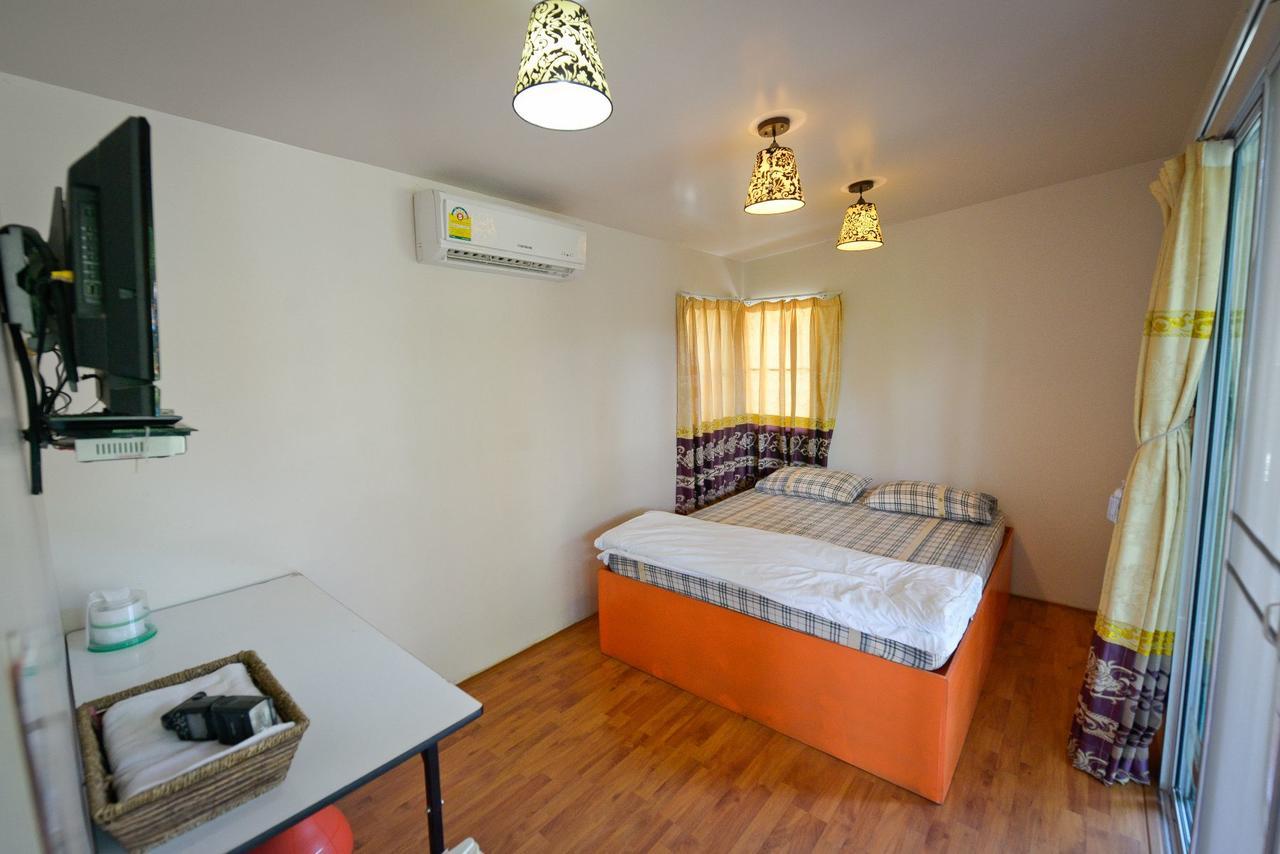 Energy Resort Nakhon Sawan Exterior foto
