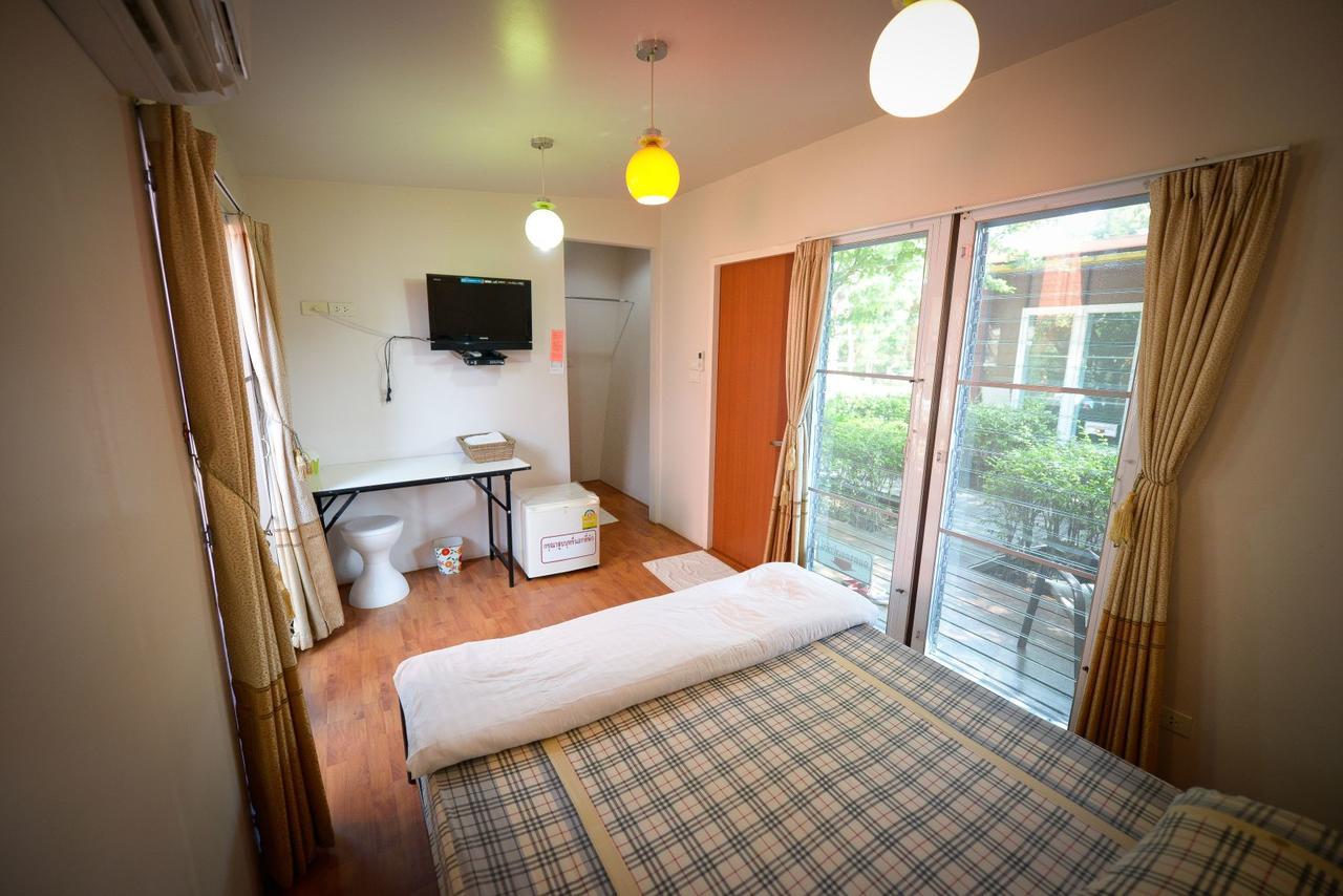 Energy Resort Nakhon Sawan Exterior foto