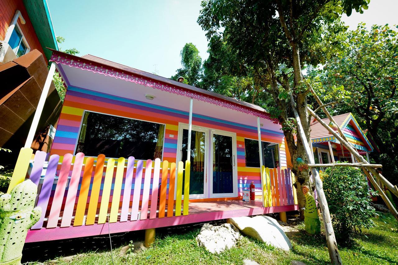 Energy Resort Nakhon Sawan Exterior foto
