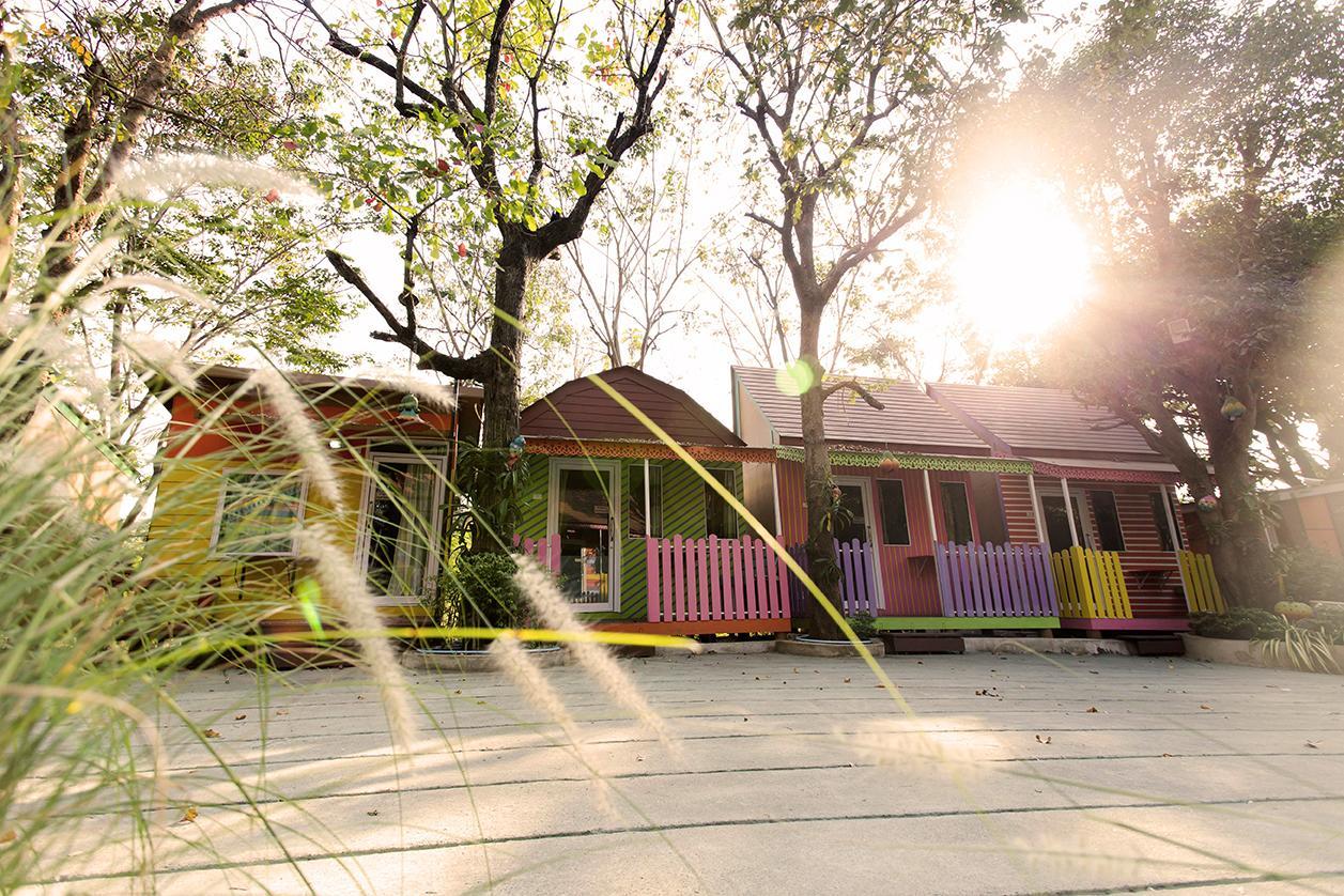Energy Resort Nakhon Sawan Exterior foto