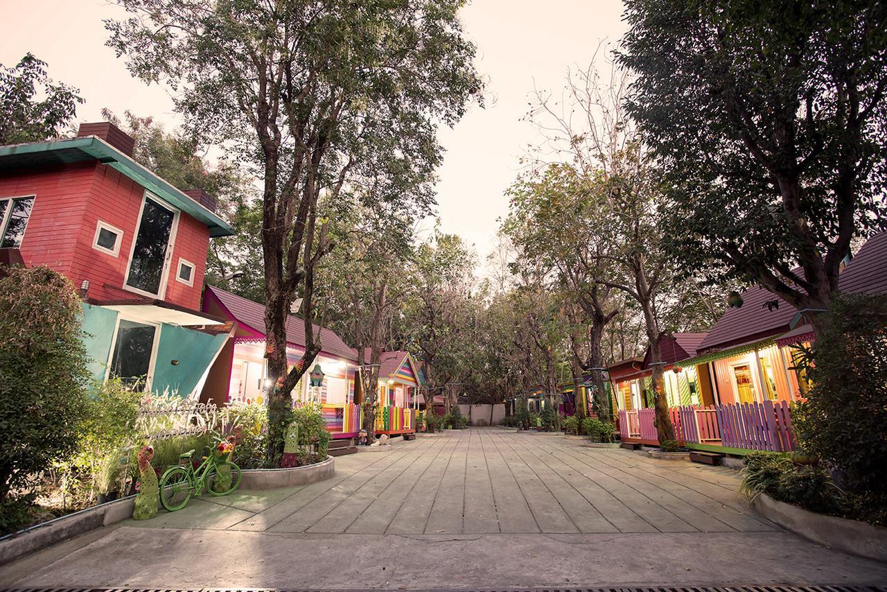 Energy Resort Nakhon Sawan Exterior foto